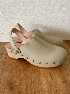 J. Crew Grace Convertible Leather Studded Clogs Mules Faded Pistachio Size US 6